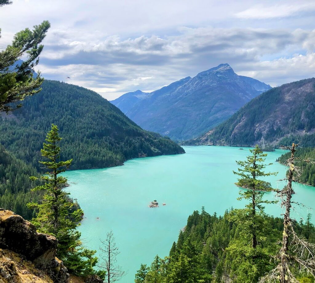 Diablo Lake Scenic Overlook